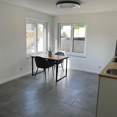 Schoenes 1 Zimmer Apartment Huefingen Bagian luar foto